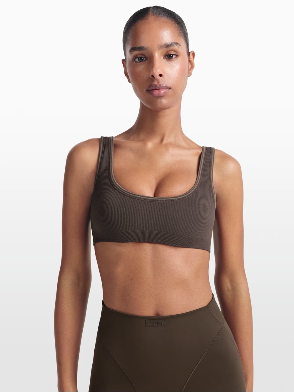 Nike x SKIMS Ribbed Seamless Micro Scoop Bra | Phoenix/Truffle | XL